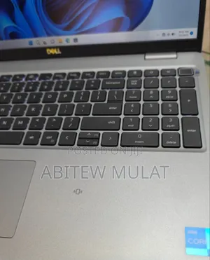 New Laptop Dell Latitude 15 5580 16GB Intel Core I7 SSD 512GB