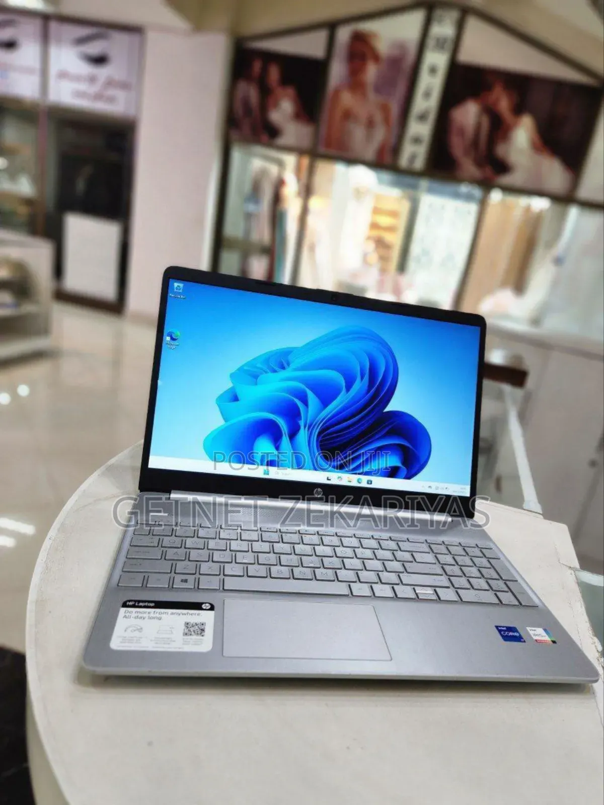 New Laptop HP Stream Notebook 8GB Intel Core I7 SSD 512GB