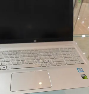 Photo - New Laptop HP Envy 15 8GB Intel Core I5 HDD+SSD 1T