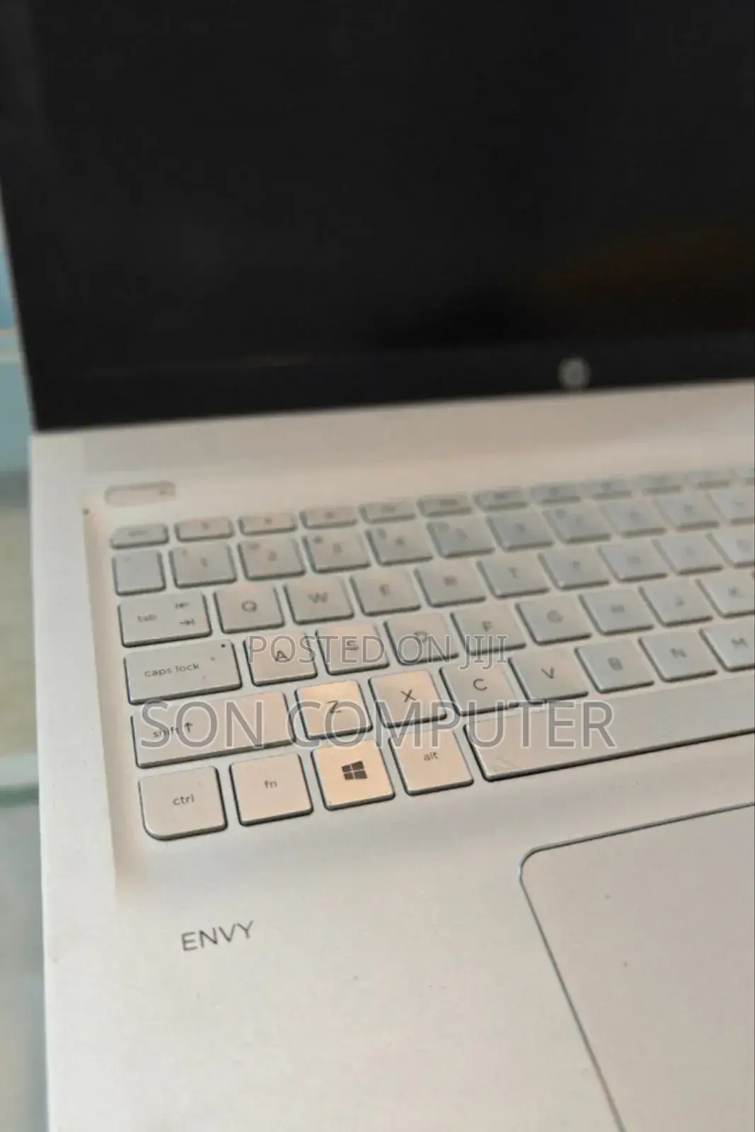 New Laptop HP Envy X2 8GB Intel Core I5 HDD+SSD 1T