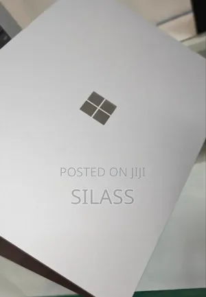 New Laptop Microsoft Surface 16GB Intel Core I7 SSD 512GB