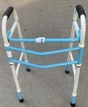 Photo - Walker4፯walker1፩walker0፪walker4፫walker7፮walker4፯walker