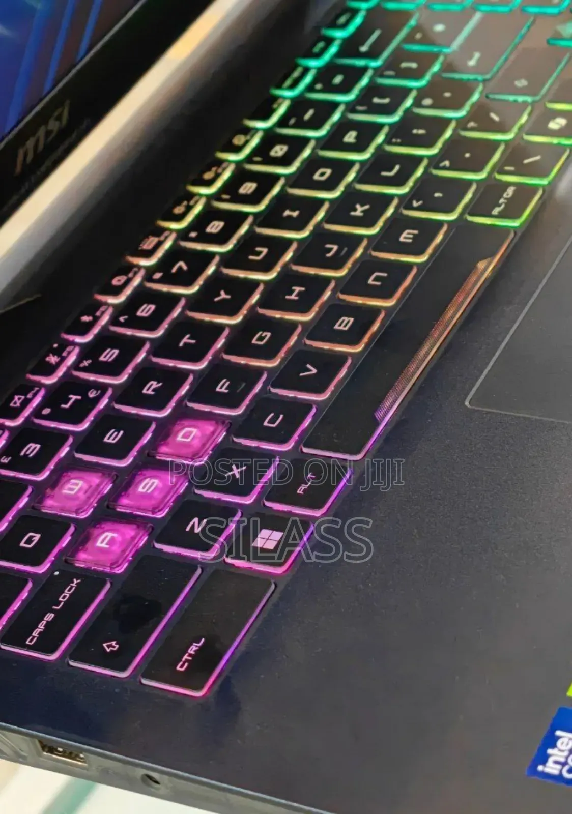 New Laptop MSI Cyborg 15 16GB Intel Core Ultra 7 SSD 1T