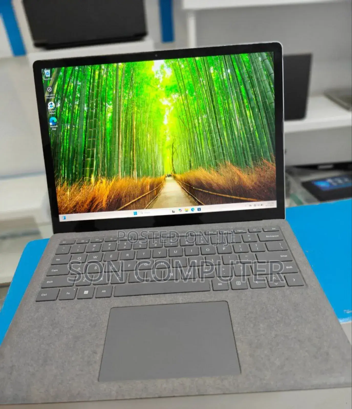 New Laptop Microsoft Surface Book 16GB Intel Core I7 SSD 16 GB