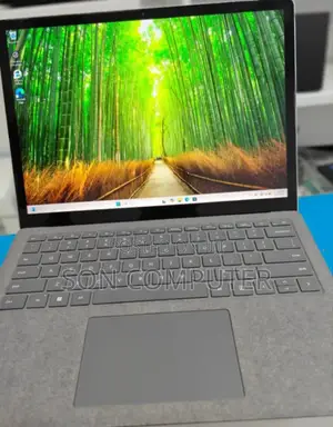 New Laptop Microsoft Surface Book 16GB Intel Core I7 SSD 16 GB
