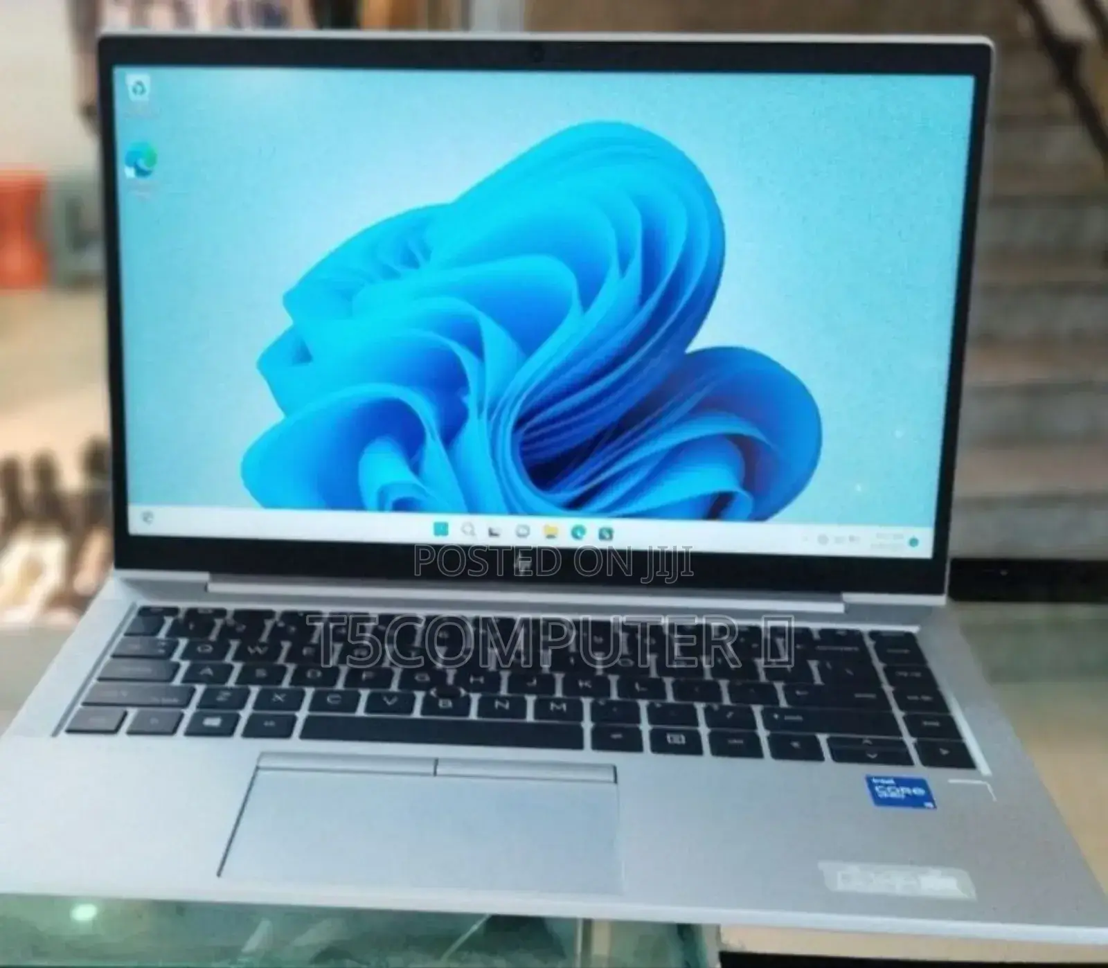 New Laptop HP EliteBook 840 G8 16GB Intel Core I5 SSD 512GB