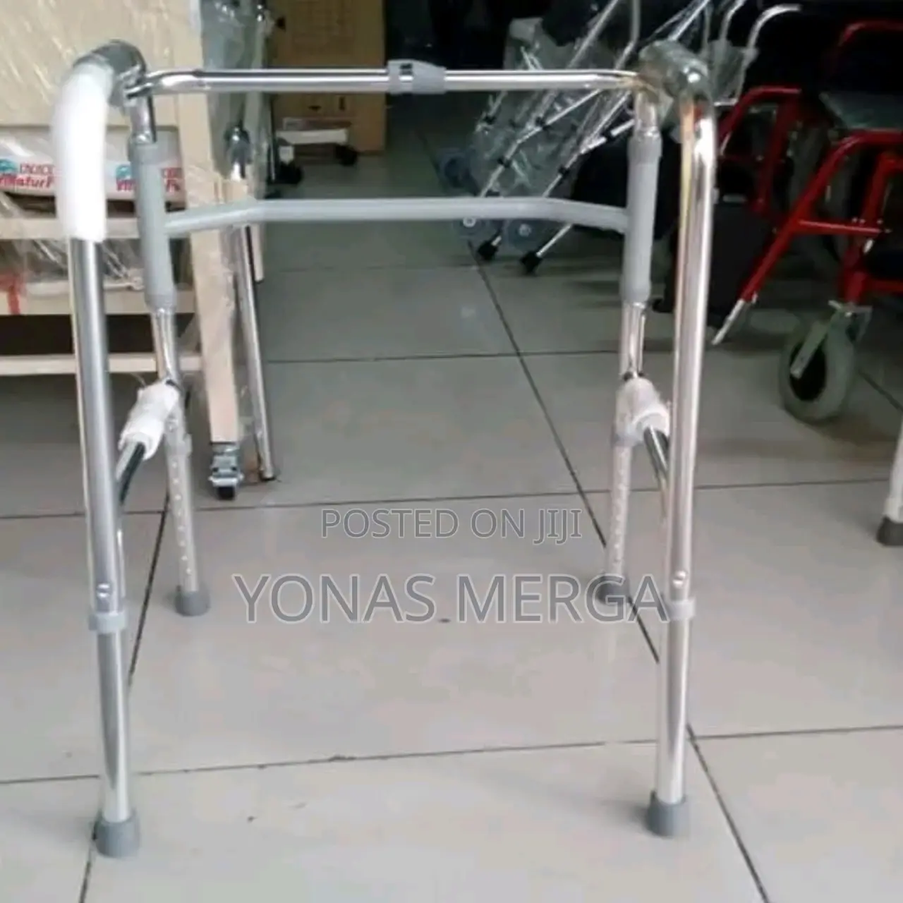 Walker/Lightweight and Portable
Weighing Less Than 6 Pounds