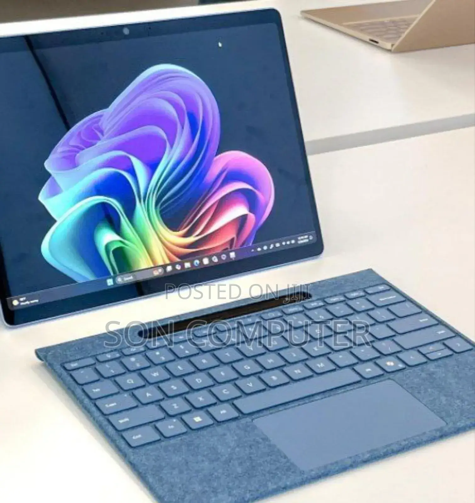 New Microsoft Surface Pro 11th Edition, a Copilot+ PC 16GB SSD 512GB