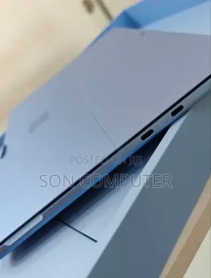 New Microsoft Surface Pro 11th Edition, a Copilot+ PC 16GB SSD 512GB