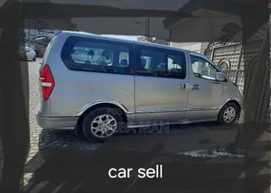 Hyundai H1 2.4 GLS 2010 Silver