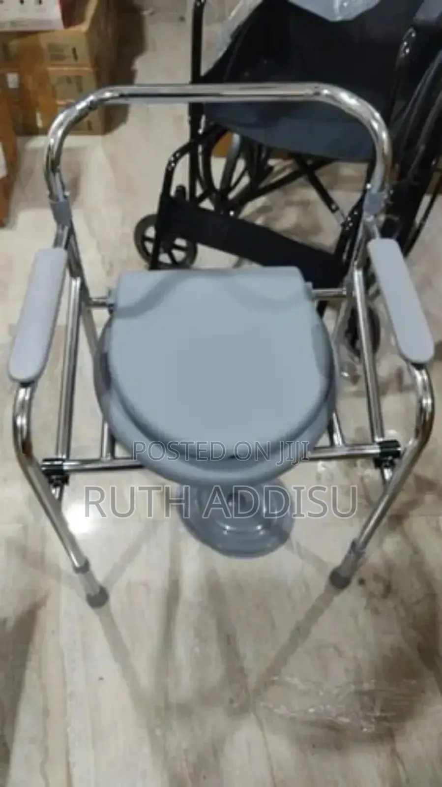 Commode Chair Medical Equipments፮8commode Chair Brand New