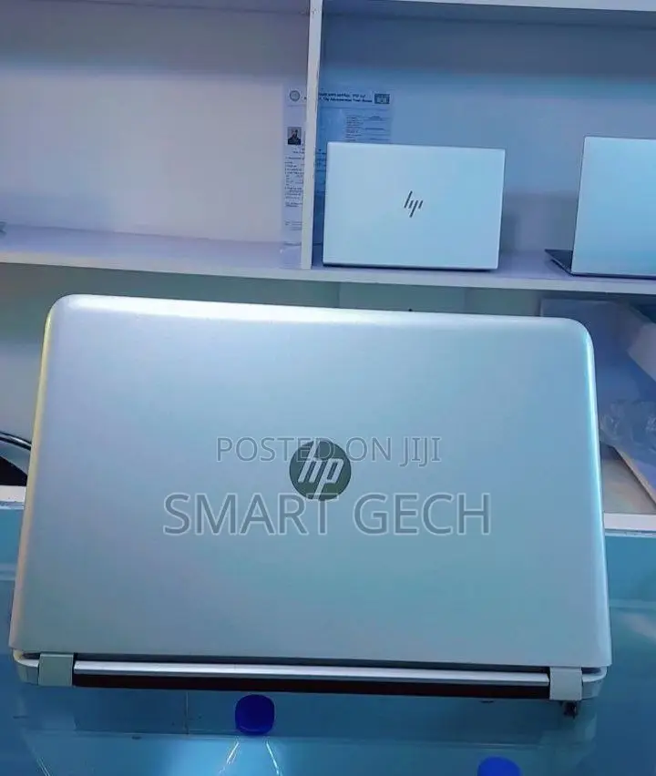 New Laptop HP Pavilion 15 8GB Intel Core I5 HDD 1T