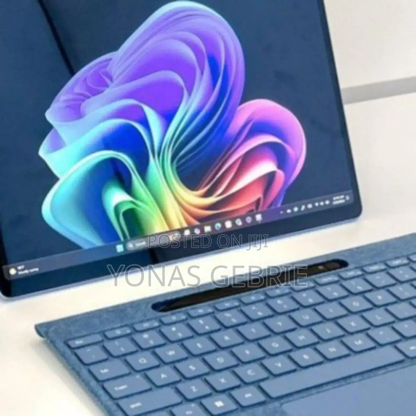 New Microsoft Surface Pro 11th Edition, a Copilot+ PC 16GB SSD 512GB