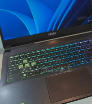 New Laptop MSI Cyborg 15 16GB Intel Core Ultra 7 SSD 1T