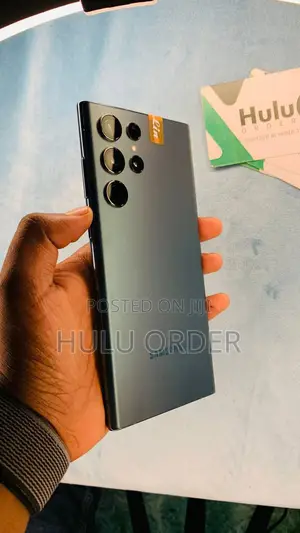 New Samsung Galaxy S22 Ultra 5G 256 GB Black