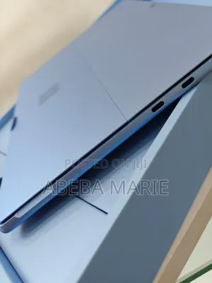 New Microsoft Surface Pro 11th Edition, a Copilot+ PC 16GB SSD 512GB