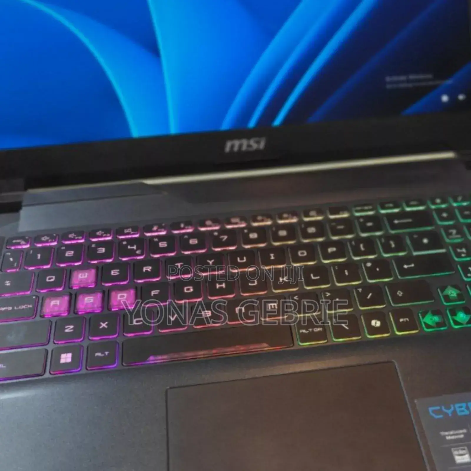 New Laptop MSI Cyborg 15 16GB Intel Core Ultra 7 SSD 1T