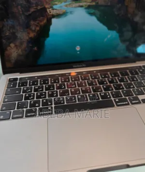 New Laptop Apple MacBook Pro 2023 M2 8GB Apple M2 SSD 256GB