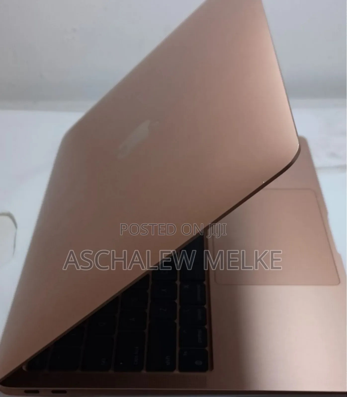 New Laptop Apple MacBook Air 2020 M1 8GB Apple M1 SSD 256GB