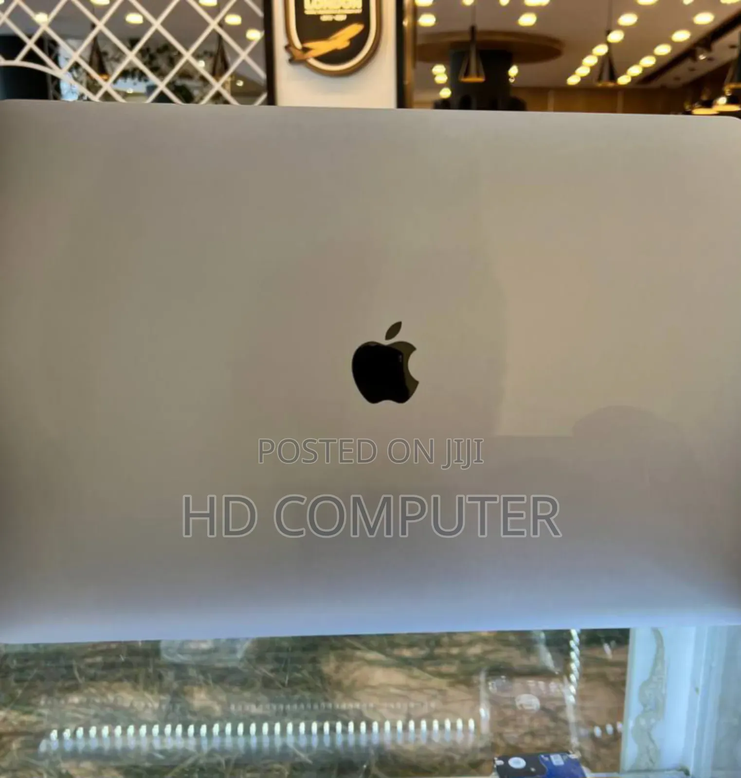 New Laptop Apple MacBook Pro 2018 16GB Intel Core I9 SSD 1T