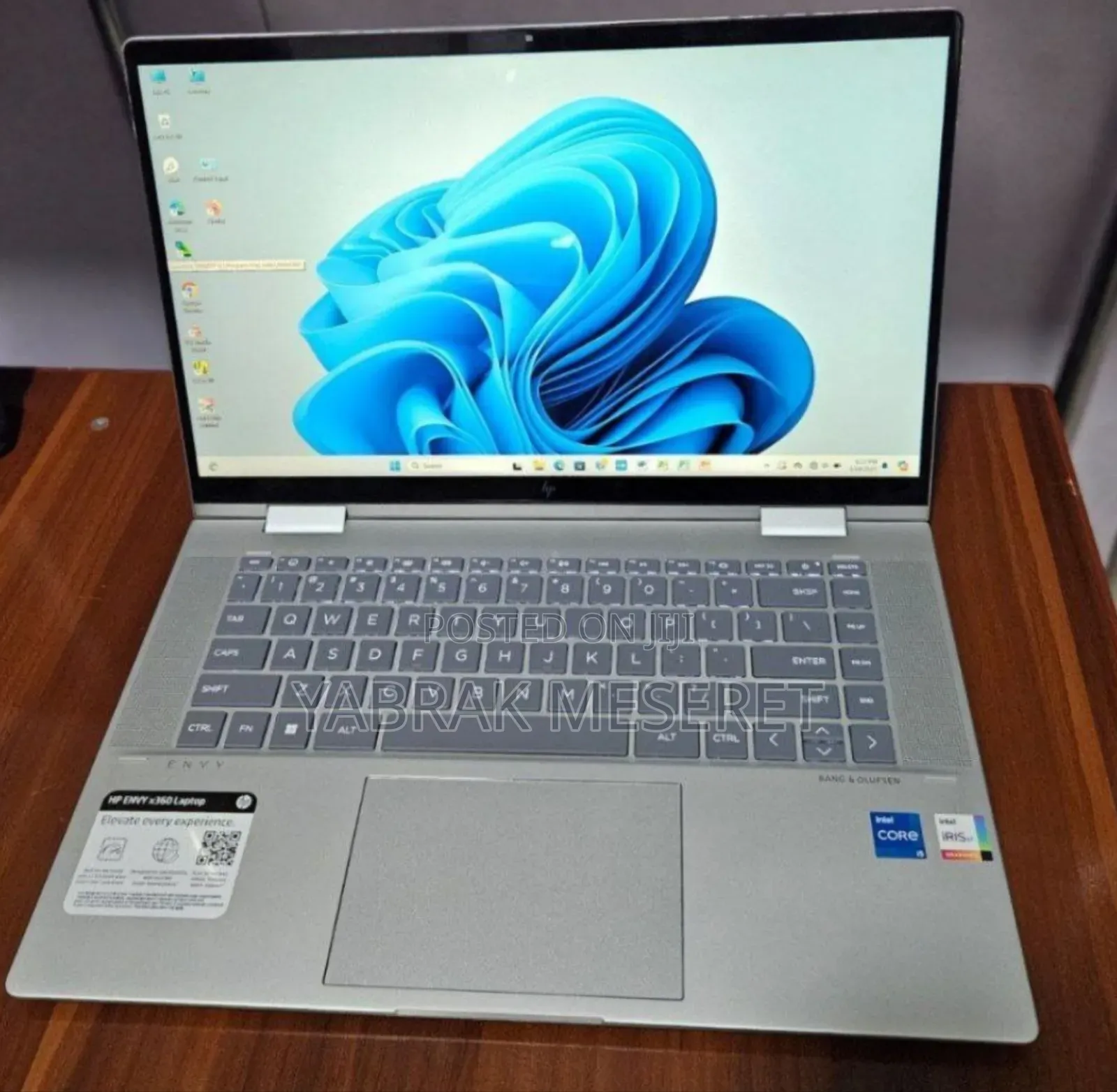 New Laptop HP Envy X360 8GB Intel Core I5 SSD 512GB