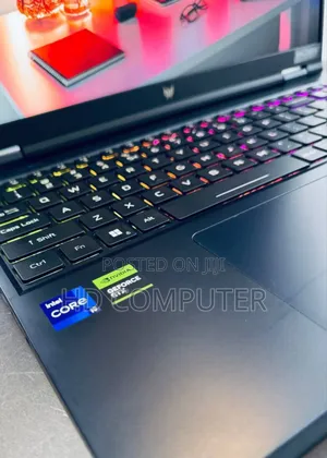 New Laptop Acer Predator Helios 18 PH18-71 16GB Intel Core I9 SSD 1T