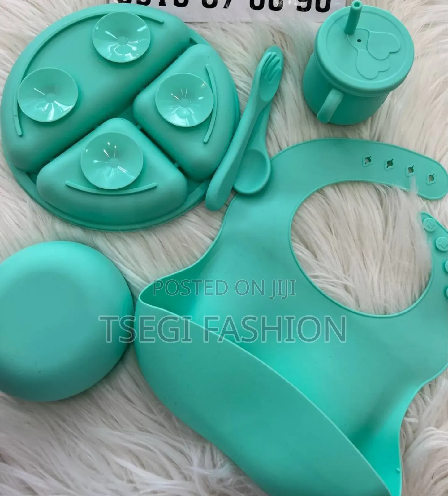 6 in 1 Silicon Baby Feeding Set(የልጆች መመገቢያ)