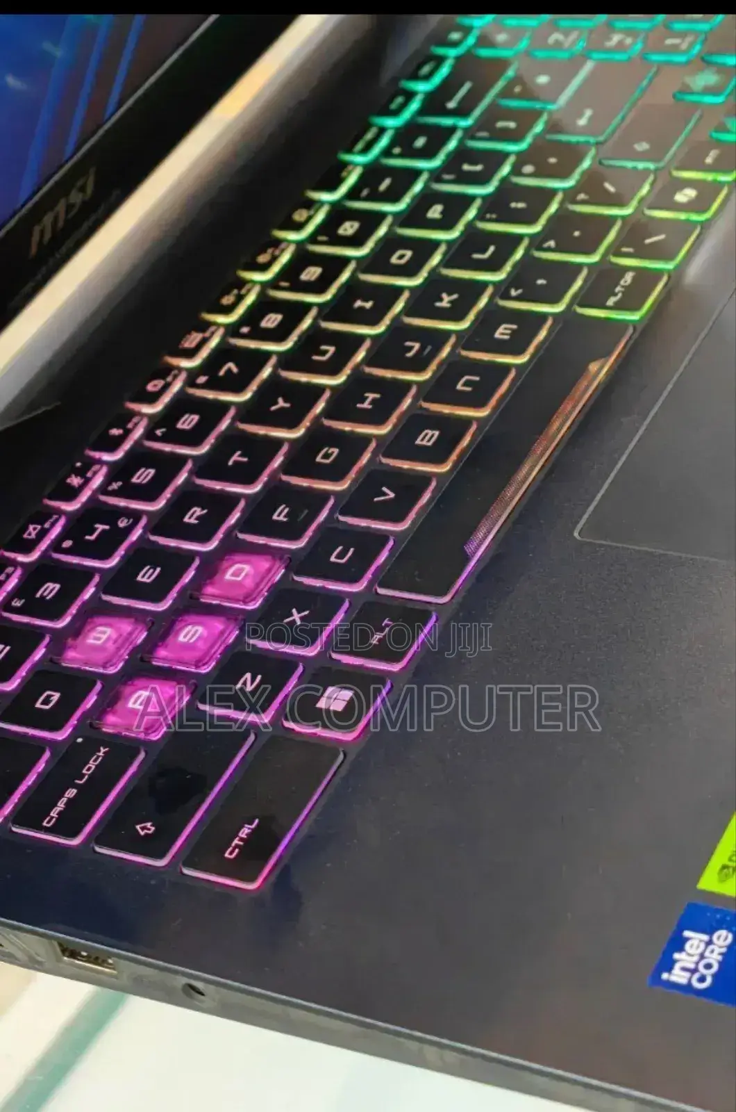 New Laptop MSI Cyborg 15 16GB Intel Core Ultra 7 SSD 1T