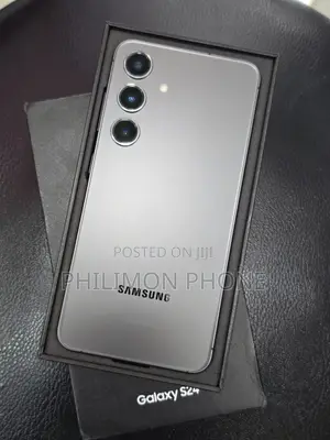 Photo - New Samsung Galaxy S24 128 GB Black