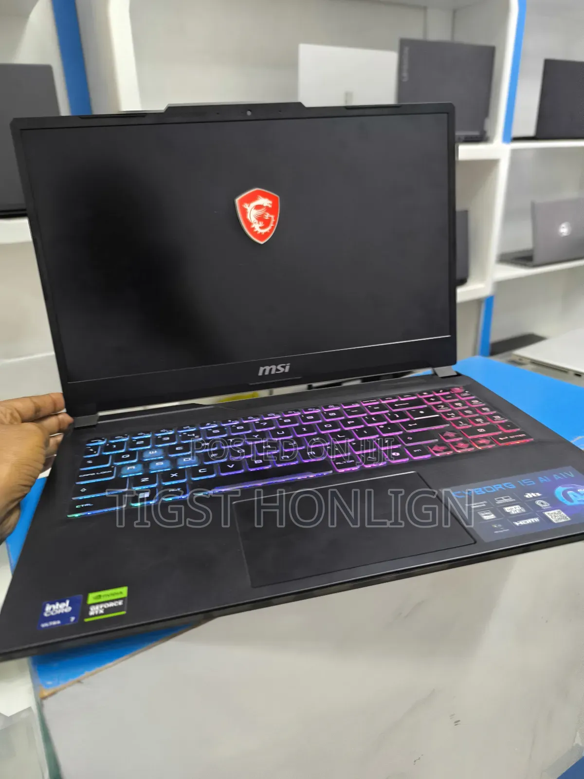 New Laptop MSI Pulse GL66 16GB Intel Core Ultra 7 SSD 1T