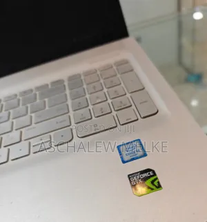 New Laptop HP Envy 15 8GB Intel Core I5 HDD+SSD 1T