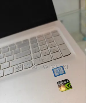 New Laptop HP Envy 15 8GB Intel Core I5 HDD+SSD 1T