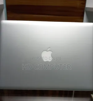 New Laptop Apple MacBook 2012 8GB Intel Core I5 HDD 500GB