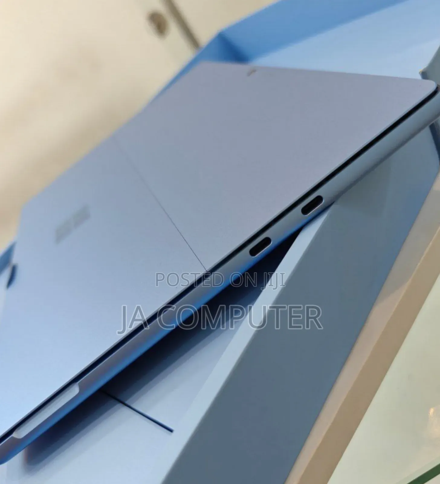 New Microsoft Surface Pro 11th Edition, a Copilot+ PC 18GB SSD 256GB