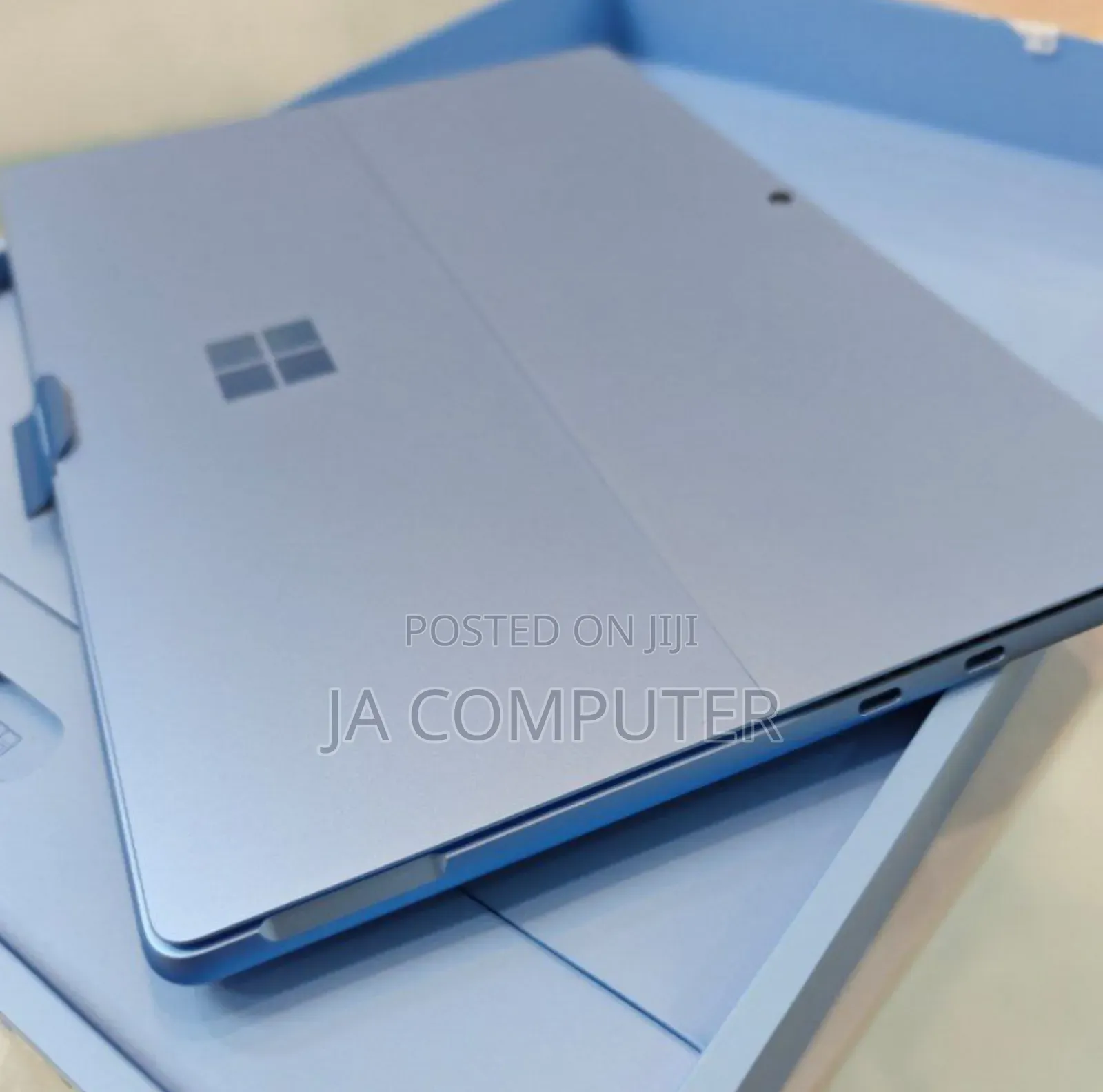 New Microsoft Surface Pro 11th Edition, a Copilot+ PC 18GB SSD 256GB