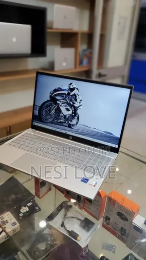 New Laptop HP Pavilion 15 16GB Intel Core I7 SSD 512GB