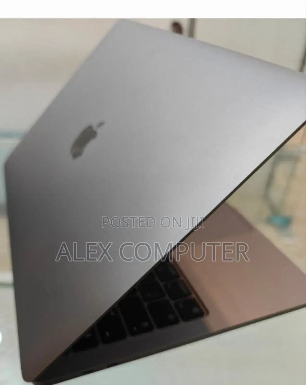 New Laptop Apple MacBook Pro 2023 M2 Pro 14-inch 8GB Apple M2 SSD 256GB
