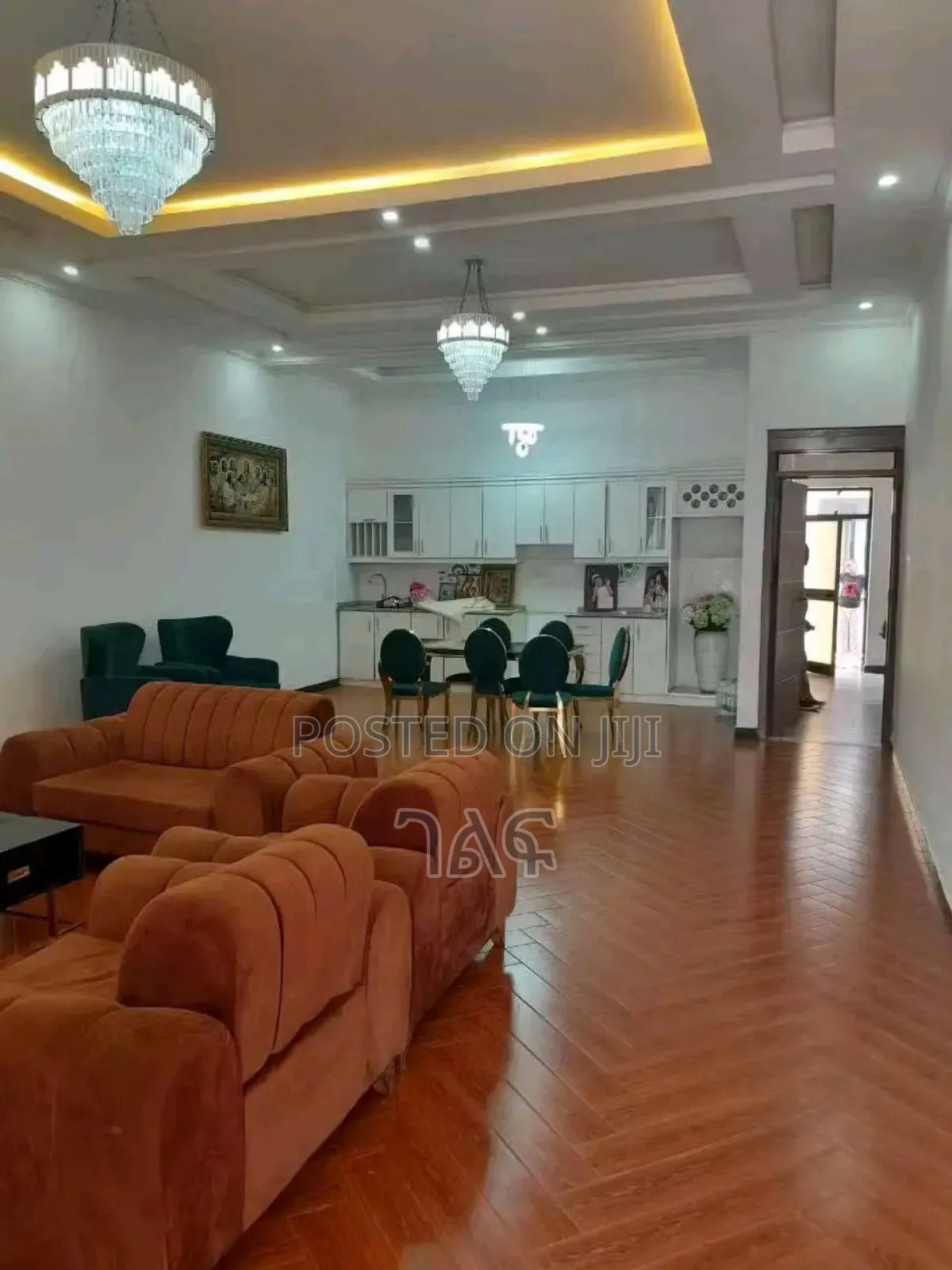 3bdrm Villa in 👉👉ጃክሮስ አካባቢ አስቸኳይ, Bole for sale