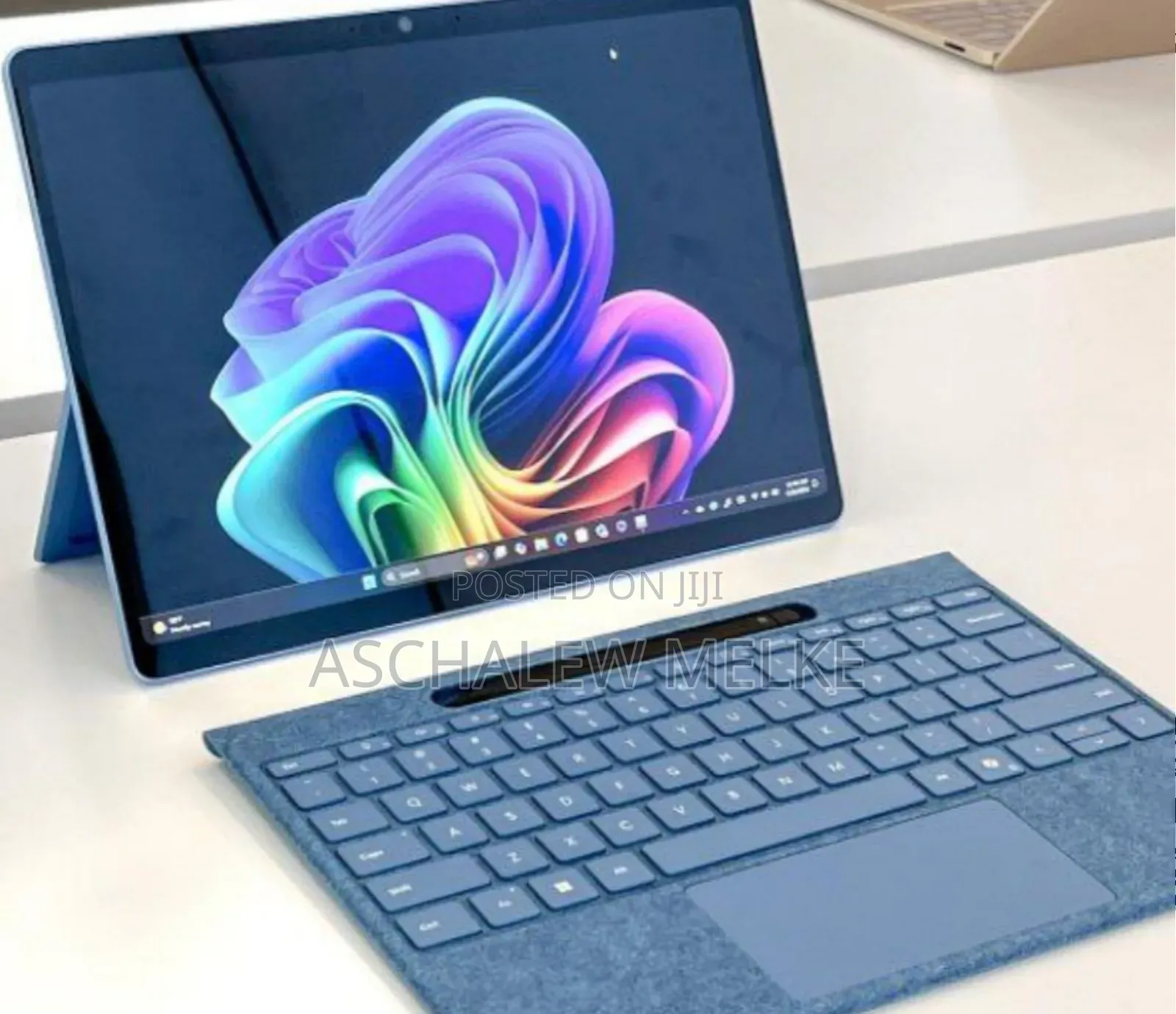 New Microsoft Surface Pro 11th Edition, a Copilot+ PC 16GB SSD 512GB