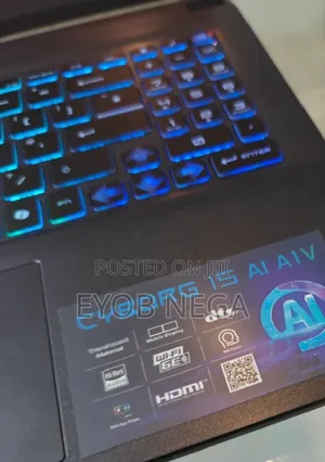 New Laptop MSI Cyborg 15 16GB Intel Core Ultra 7 SSD 1T