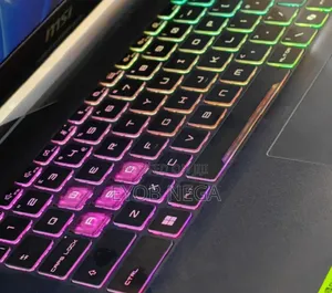 New Laptop MSI Cyborg 15 16GB Intel Core Ultra 7 SSD 1T