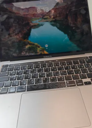 New Laptop Apple MacBook Pro 2022 M2 8GB Apple M2 SSD 256GB