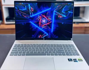 New Laptop HP Pavilion 17 16GB Intel Core I7 SSD 1T