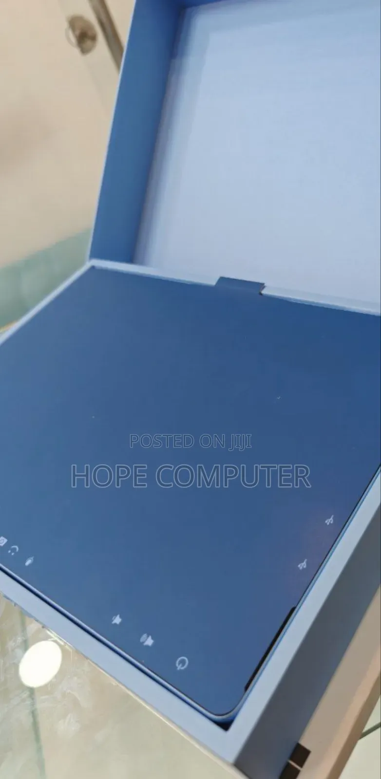 New Microsoft Surface Pro 11th Edition, a Copilot+ PC 16GB SSD 512GB