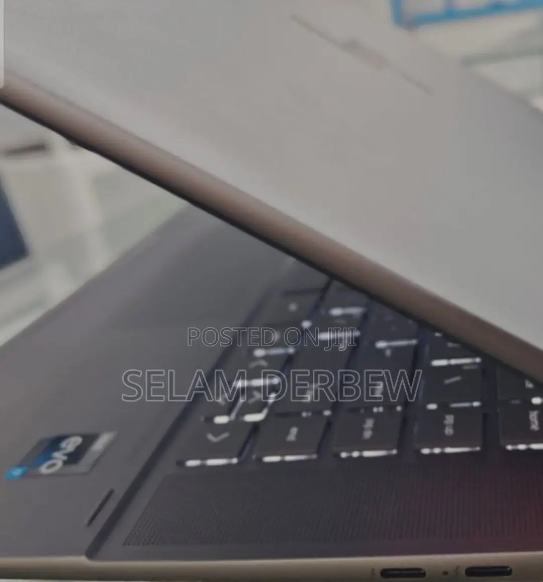 New Laptop HP Envy X360 32GB Intel Core I7 SSD 1T