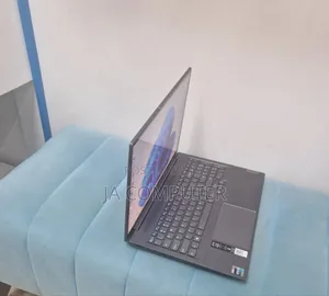 New Laptop Lenovo 32GB Intel Core I7 SSD 1T