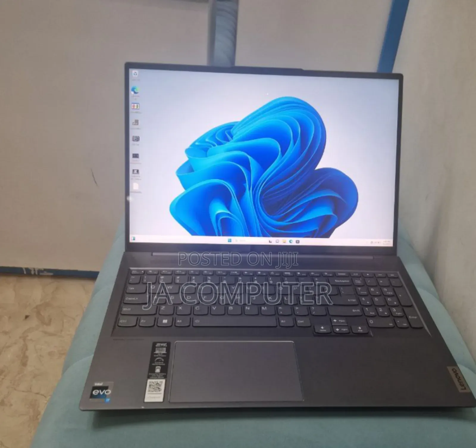 New Laptop Lenovo 32GB Intel Core I7 SSD 1T