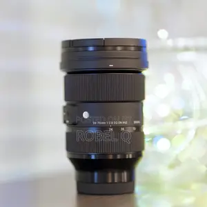 Photo - Sigma 24-70mm F2.8 Lens Mark 1
