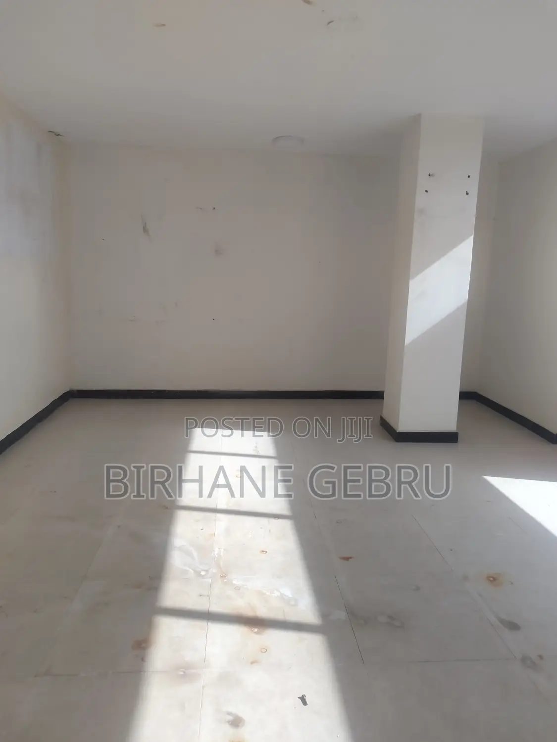 Complex Apartiment Rent for Spa Training, Insurance and Othe