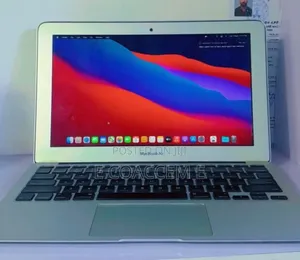 New Laptop Apple MacBook 4GB Intel Core I5 SSD 256GB
